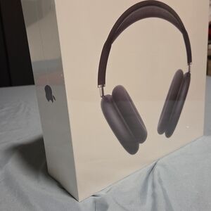 Apple AirPods Max in Black